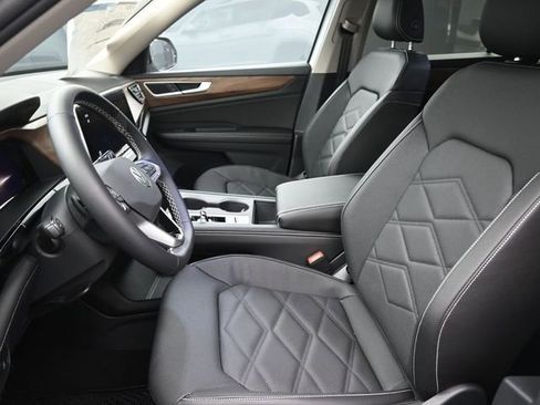 New 2026 Volkswagen Atlas SE FWD image 19