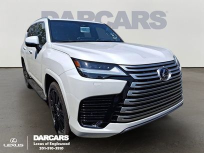 New 2025 Lexus LX 600 4WD w/ Luxury Package
