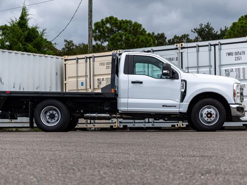 New 2025 Ford F350 XL w/ XL Chrome Package AWD/4WD image 3