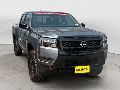 Certified 2026 Nissan Frontier SV w/ All-Weather Content Package AWD/4WD image 2