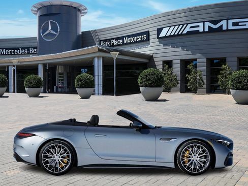 New 2026 Mercedes-Benz SL 63 AMG S e Performance 4MATIC image 2