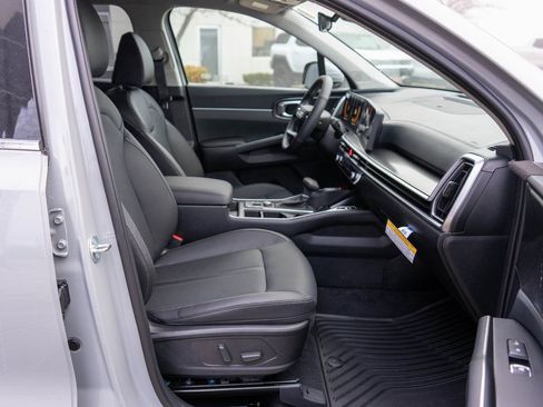 New 2026 Kia Sorento EX AWD/4WD image 10