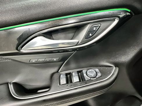 Used 2024 Buick Envision Preferred image 23