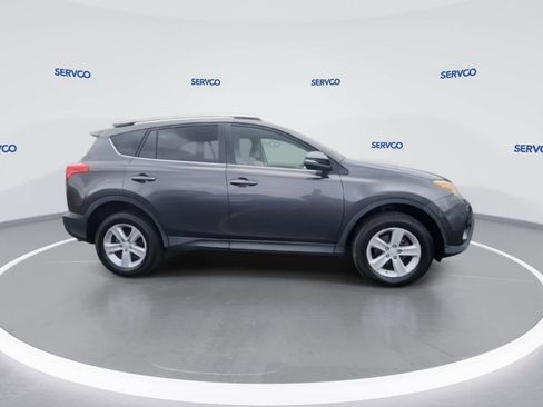 Used 2014 Toyota RAV4 XLE image 9