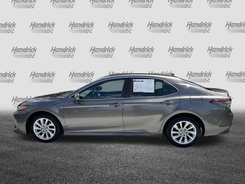 Certified 2022 Toyota Camry LE AWD/4WD image 7
