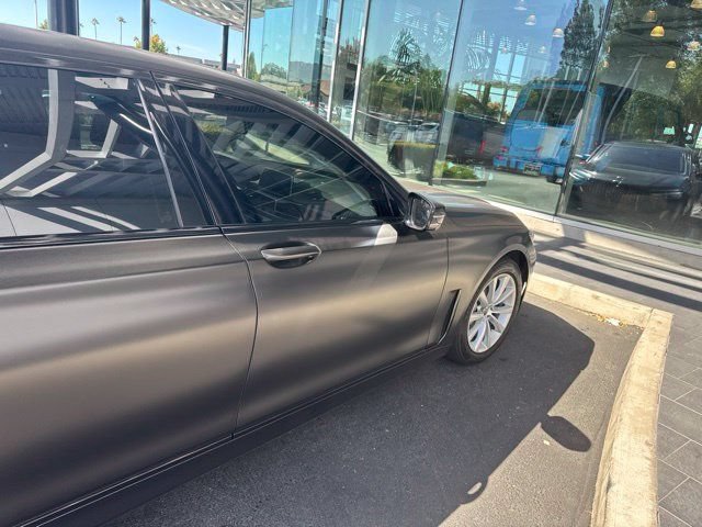Used 2020 BMW 740i RWD image 5