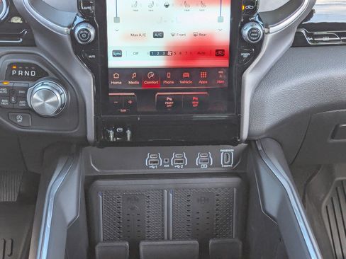 Used 2026 RAM 1500 Laramie w/ Night Edition image 21