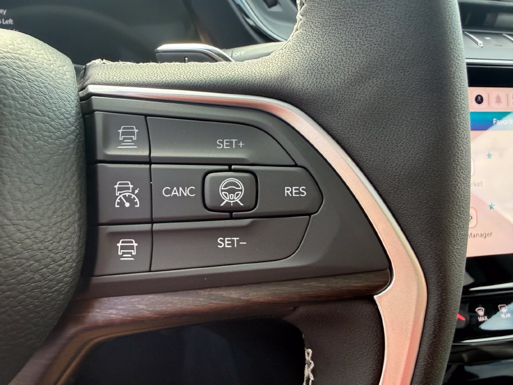 New 2026 Jeep Grand Cherokee Limited AWD/4WD image 16