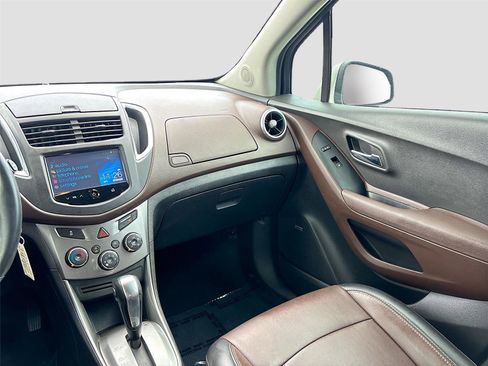 Used 2016 Chevrolet Trax LTZ w/ LPO, Cargo Package image 22