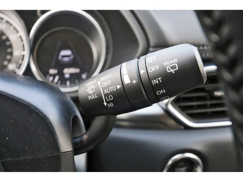 Used 2021 MAZDA CX-5 Touring image 18