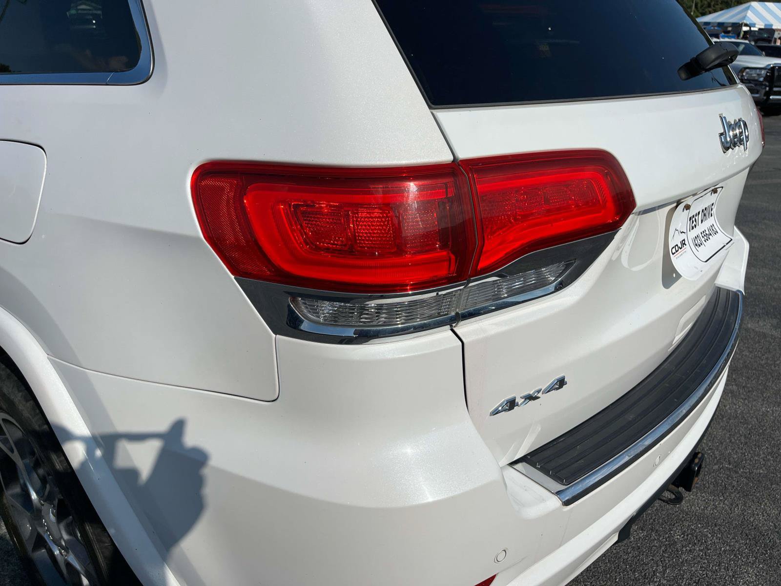 Used 2020 Jeep Grand Cherokee Overland AWD/4WD image 10