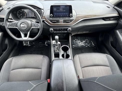 Certified 2024 Nissan Altima 2.5 SV image 16