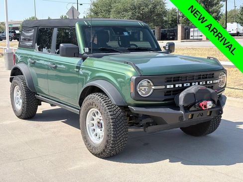 Used 2023 Ford Bronco 4-Door AWD/4WD image 1