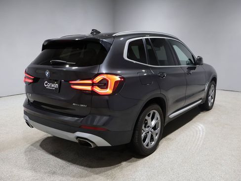 Used 2024 BMW X3 xDrive30i w/ Convenience Package image 2