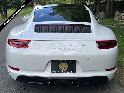 Used 2017 Porsche 911 Carrera RWD image 4