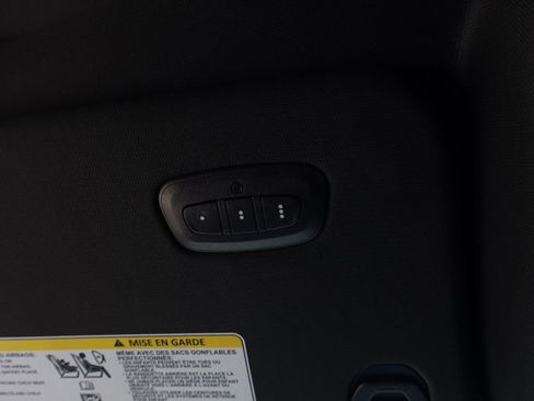 Used 2025 RAM 1500 Limited AWD/4WD image 36