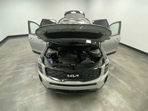 Used 2022 Kia Telluride SX w/ SX Prestige Package image 50