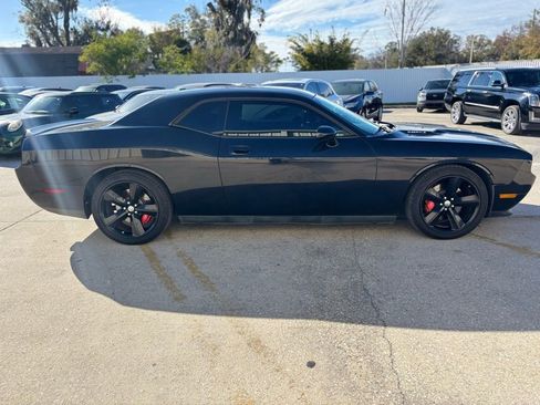 Used 2010 Dodge Challenger SRT8 w/ SRT Option Group II image 6