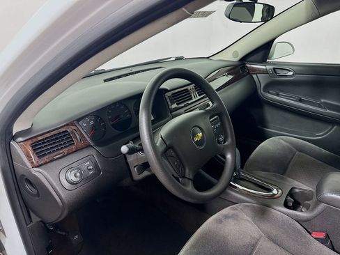 Used 2014 Chevrolet Impala Limited LS FWD image 9