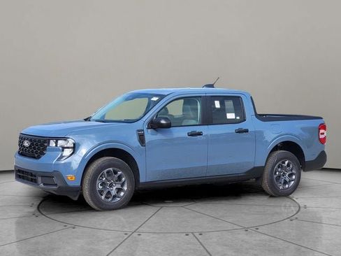 New 2025 Ford Maverick XLT w/ Equipment Group 301A AWD/4WD image 3