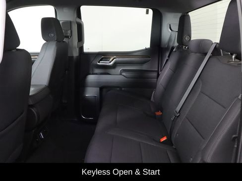 Used 2024 Chevrolet Silverado 1500 LT AWD/4WD image 16