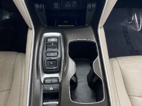 Used 2022 Honda Accord Touring image 19