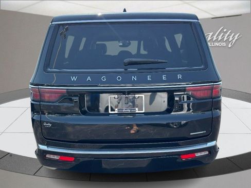 Used 2024 Jeep Wagoneer L Series II w/ Flexible Seating Group AWD/4WD image 5