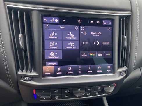 Used 2021 Maserati Levante S GranSport image 31