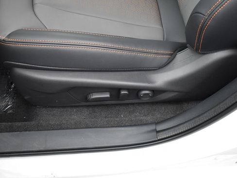 New 2025 Subaru Crosstrek 2.5i Limited image 11