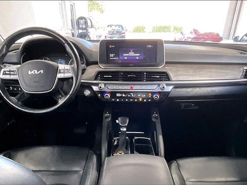 Used 2022 Kia Telluride EX image 6