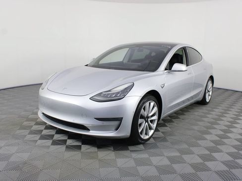 Used 2018 Tesla Model 3 Long Range RWD image 19