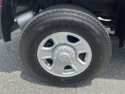 Used 2024 RAM 2500 Tradesman image 17