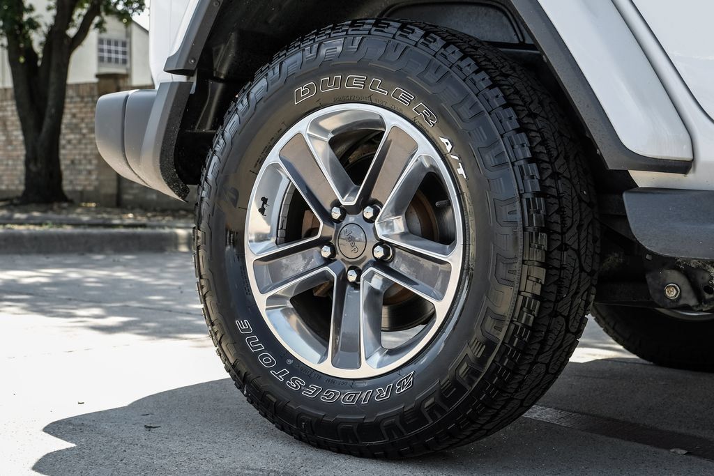 Used 2020 Jeep Wrangler Unlimited Sahara AWD/4WD image 69