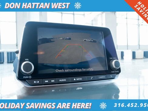 Used 2023 Nissan Rogue SV image 8