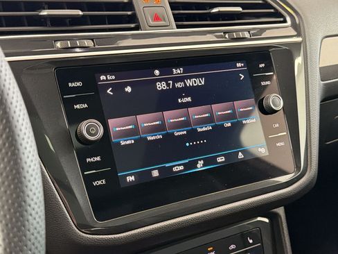 Certified 2024 Volkswagen Tiguan SE R-Line AWD/4WD image 24