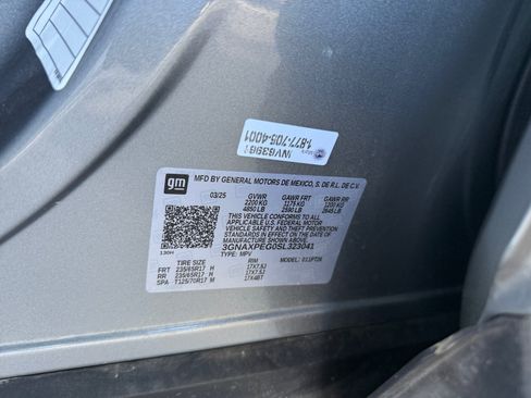 Used 2025 Chevrolet Equinox LT AWD/4WD image 22