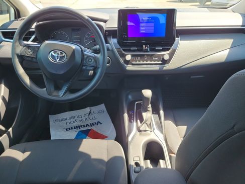 Used 2024 Toyota Corolla LE w/ LE Convenience Package FWD image 13