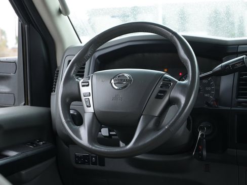 Used 2016 Nissan NV 3500 SL image 26