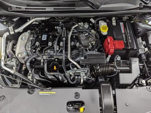 Used 2025 Nissan Sentra SV image 31