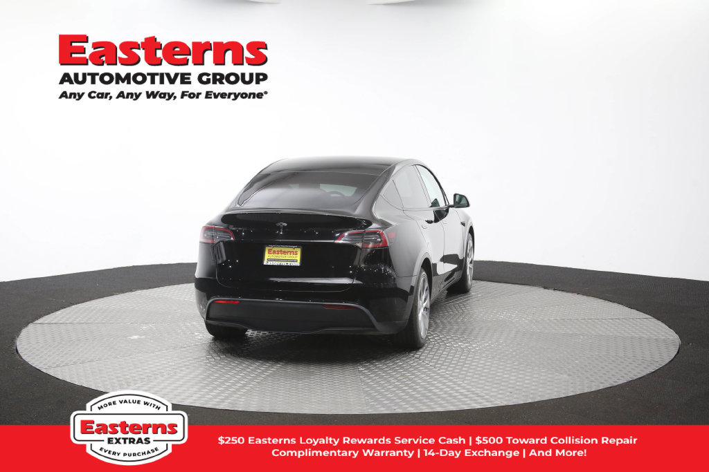 Used 2022 Tesla Model Y Long Range AWD/4WD image 36