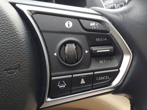 Used 2025 Acura MDX FWD image 14