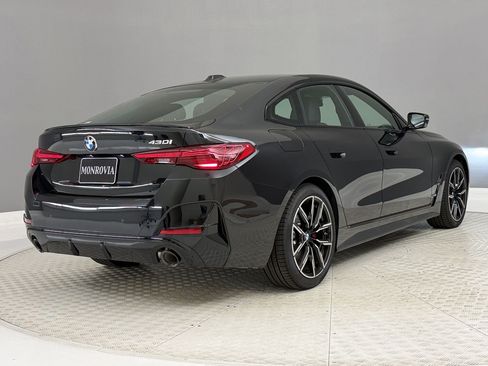 New 2026 BMW 430i w/ M Sport Package RWD image 9