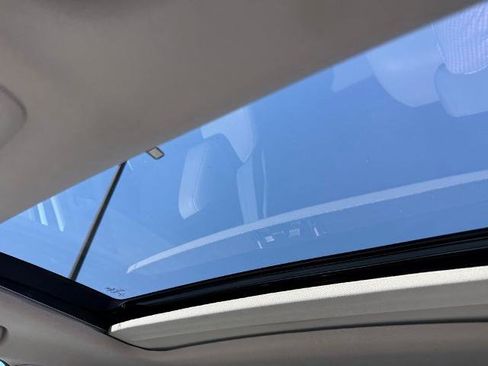 Used 2023 Honda Civic Touring image 17