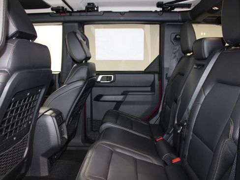New 2026 Ford Bronco Badlands AWD/4WD image 23