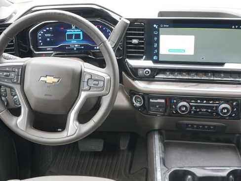 Used 2024 Chevrolet Silverado 2500 LTZ w/ LTZ Premium Package AWD/4WD image 24