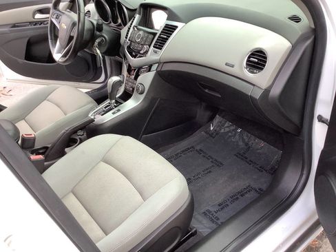 Used 2012 Chevrolet Cruze Eco image 23