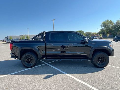 Used 2021 GMC Sierra 1500 Elevation w/ X31 Off-Road Package AWD/4WD image 2