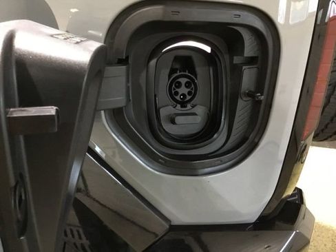 New 2025 GMC Hummer EV 3X image 18