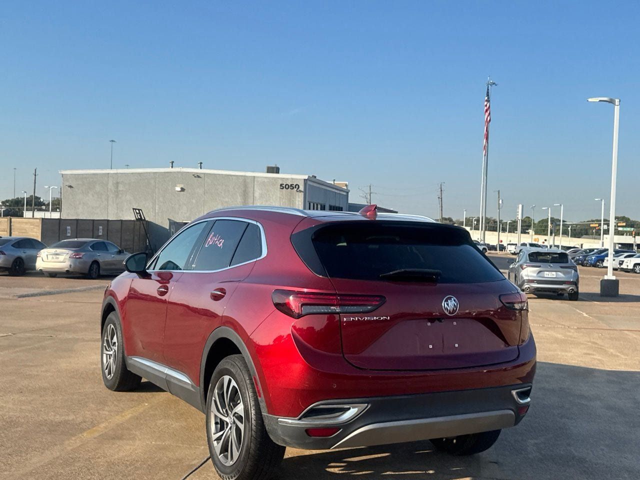 Used 2023 Buick Envision Essence FWD image 16