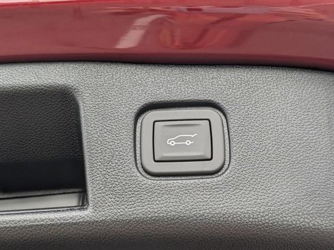 New 2025 Chevrolet Blazer EV LT image 28